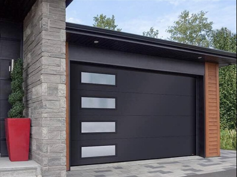 Moe Garage Door technician and service truck in Cambridge, Ontario